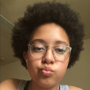 Meet your Posher, Brianna